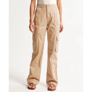 Abercrombie & Fitch NWT Relaxed Cargo Pant Bottoms High Rise Straight Pockets